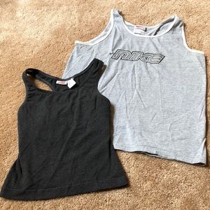 2 women’s workout tops